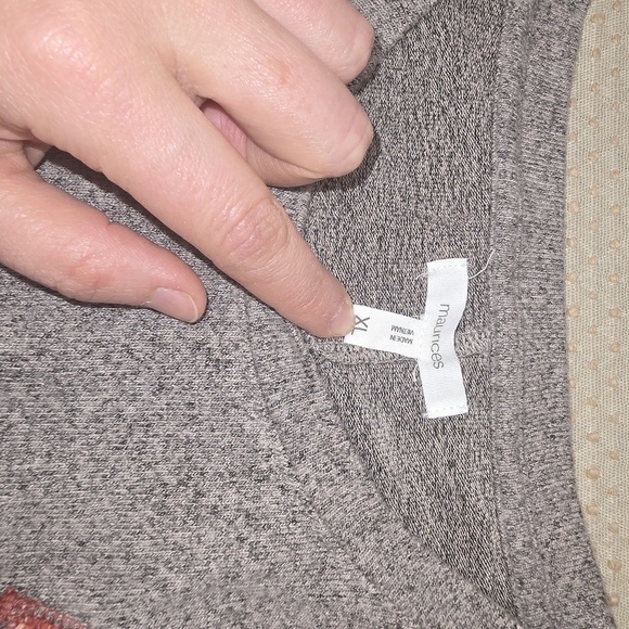 Women's Maurices Colorblock Light-Weight Sweater Gray  Maroon White Size Xl - Picture 9 of 9